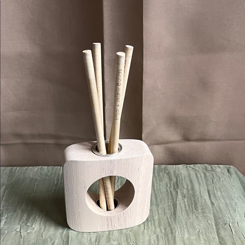 FREE. Enviroscent Wooden Diffuser Holder FREE with any order